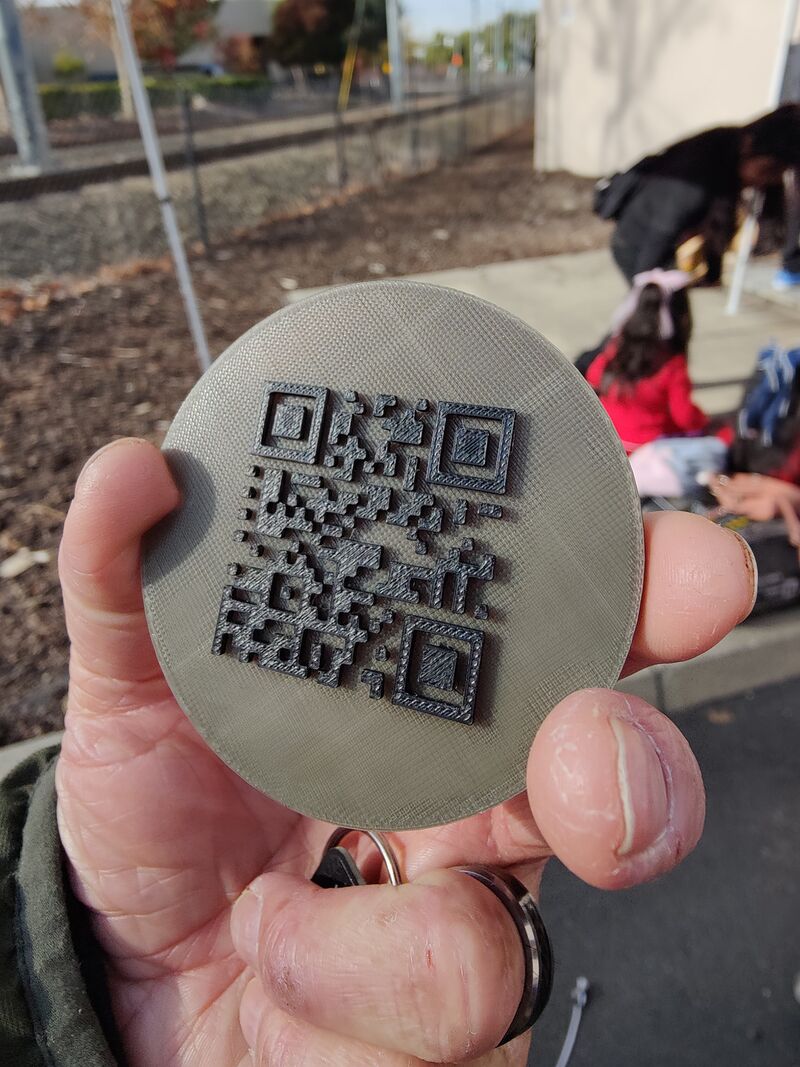 Andre 3D Print Heat Color Change QR Code Puck.jpg